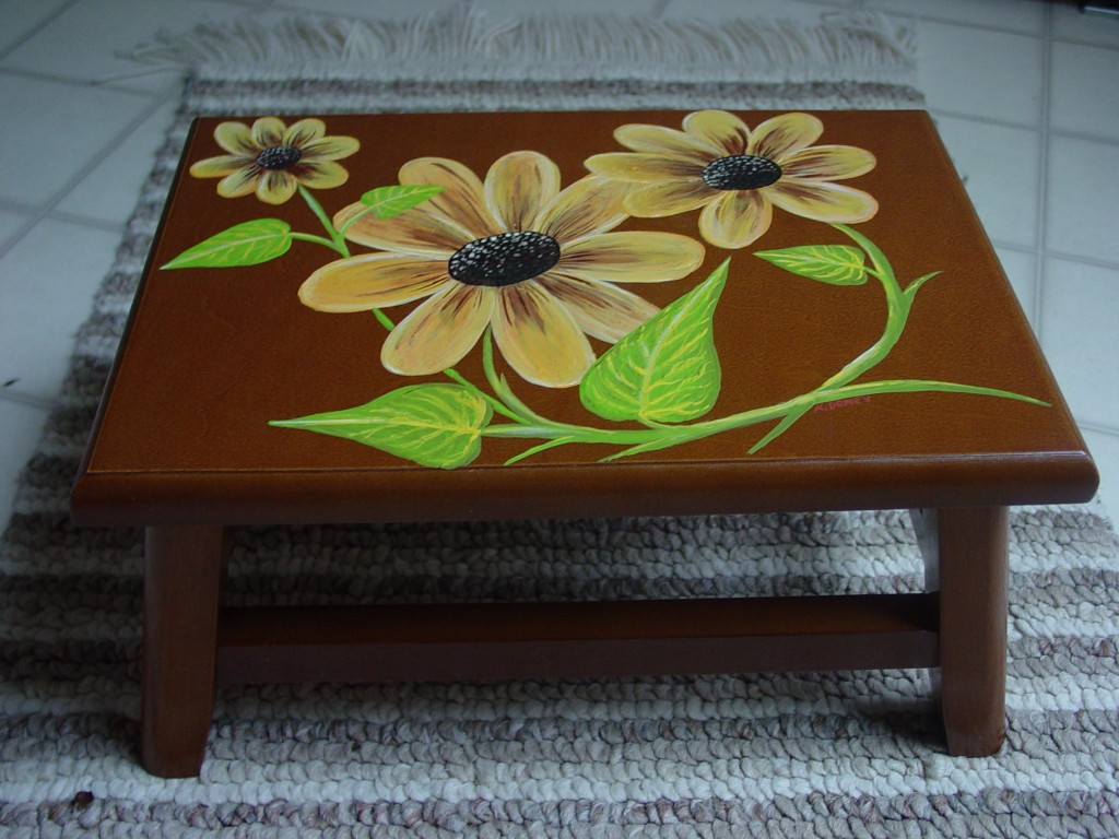 sunflower-stool